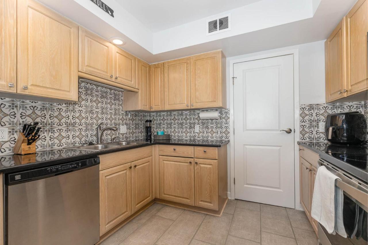 Large, Stunning Elvis Themed Condo,10 Min From Cvg Florence Exterior foto