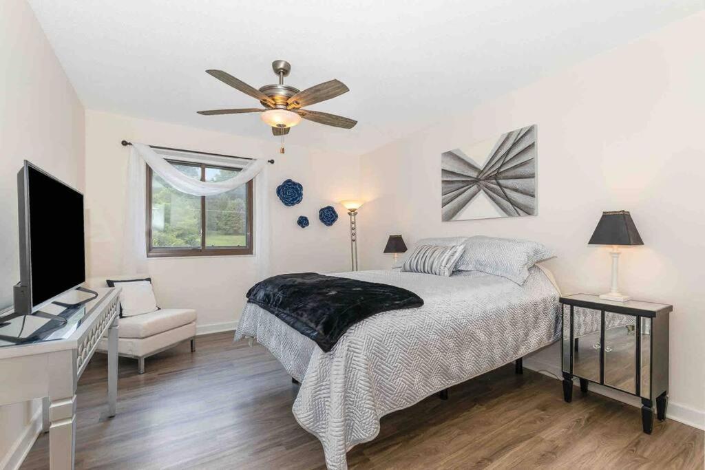 Large, Stunning Elvis Themed Condo,10 Min From Cvg Florence Exterior foto